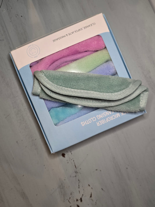 Serviette Démaquillante en Microfibre – Vert | Nettoyage Doux & Réutilisable